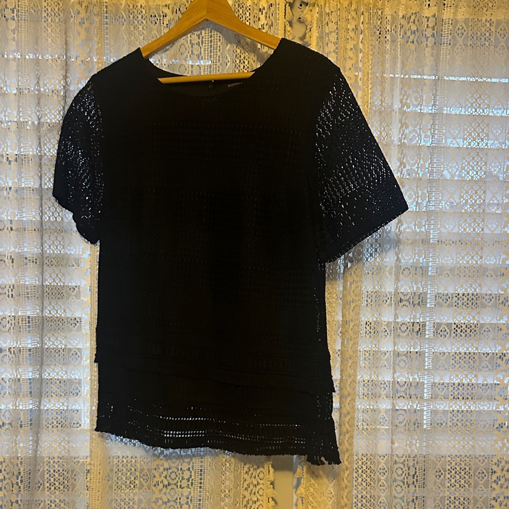 BANANA REPUBLIC Elegant Black Lace Women's Top